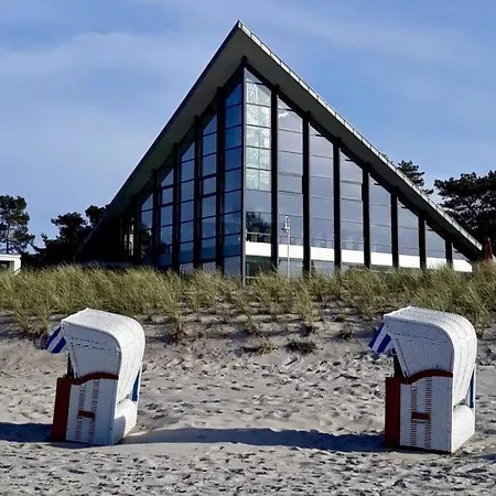 Feriehus De Luette Modern Retreat